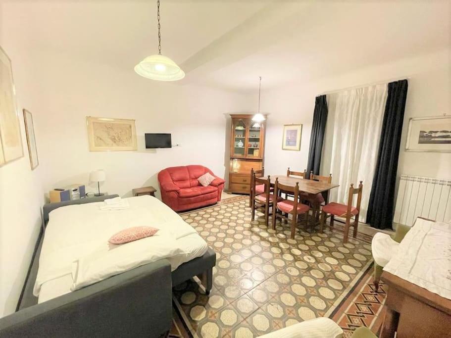 Near Colosseum By Varental 2Br + 1Sb 로마 외부 사진